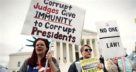 The Supreme Court Puts Trump Above the Law .